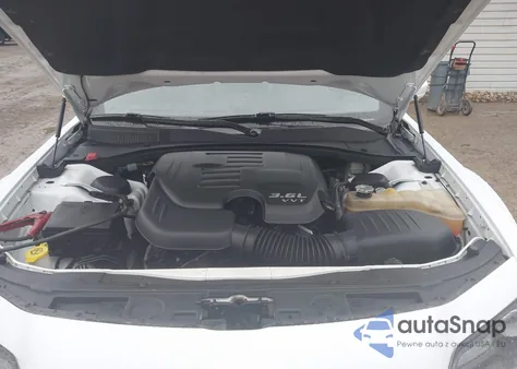 2015 Chrysler 300 300S z USA, uszkodzony, nr VIN 2C3CCAGG1FH927210